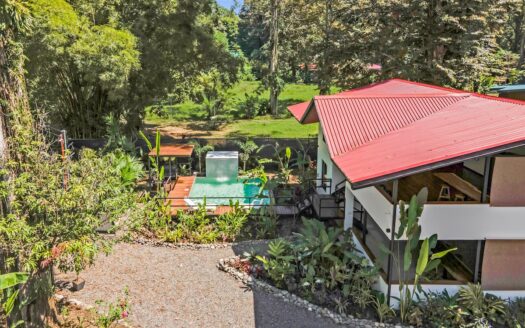 Escondido – AC, Pool, Jungle Views