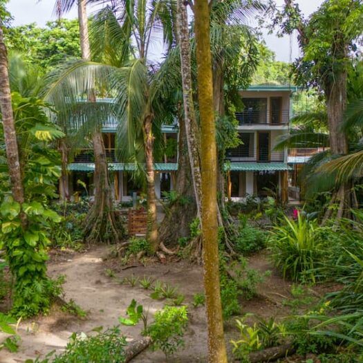 White Pearl – Whole Home – Sleeps 13
